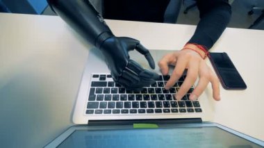 Robot robot kol kavramı.