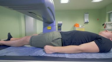 Tomografi, yan görünüm süreci.