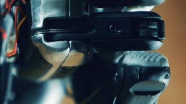 Sibernetik el hareketli parmak yakın çekim