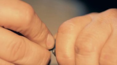 Bir mermi dava yeniden kişi yakın çekim.