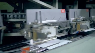 Tipografik ekipman ile kitapları, çalışma yakın çekim.