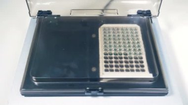 Çözümlenirken makine inşaat, örnekleri bir laboratuvarı denetimi.