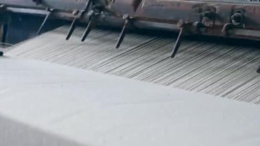 Beyaz bez mekanik olarak yapılıyor