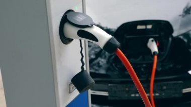 Aracın elektriksel şarj süreci