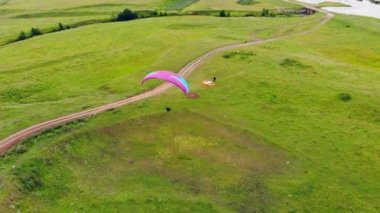 Paraplane'in üst görünümde inişi