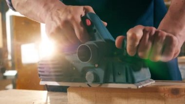 Odun işleme makinesinin yavaş hareketi