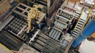 Robotik silahlanma seramik ürünleri üst görüntüye taşımaktır. Sanayi devrimi 4.0