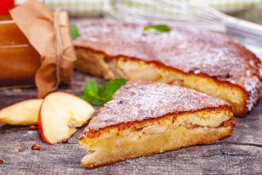 Pasta elma ve armut ahşap rustik tablosundaki ile. Yakın çekim