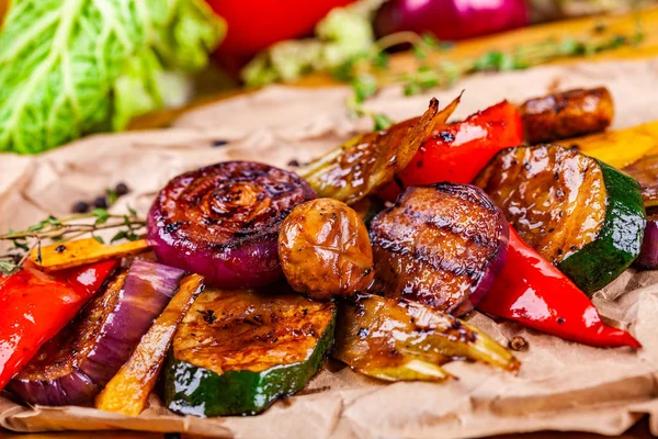 Verduras Parrilla Pimienta Tomates Cebolla Patatas Champiñones Calabacín — Foto de Stock