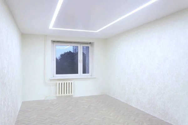 Parlak oda, daire, kiralama için mobilyasız hazır. Yeni kiracılardan bırak yarın.