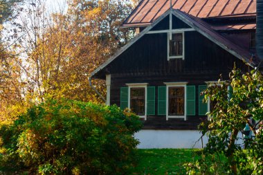 Güzel bir sonbahar Park ahşap evi Müzesi
