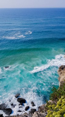 Cape Roca okyanus dağlar taşlar