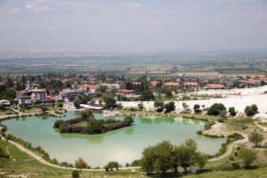 Pamukkale Türk mineral kalsiyum Havuzu. Unesco Dünya Mirası sitedir.