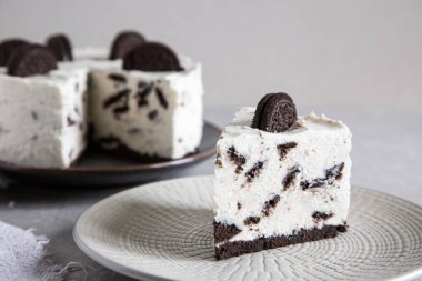 Çikolatalı kurabiye ile krem Hayır fırında cheesecake. Oreo bisküvi c