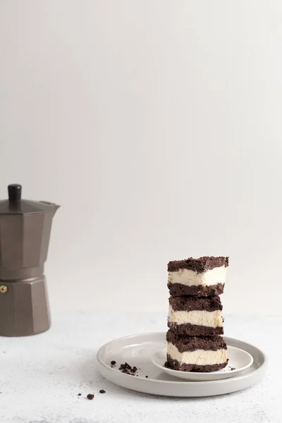 Королівський Чізкейк Шоколадними Крихтами Домашній Сирний Десерт Шоколадним Тістом — стокове фото