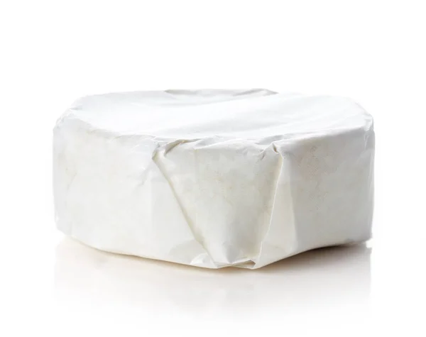 Queijo Camembert Isolado Sobre Fundo Branco — Fotografia de Stock