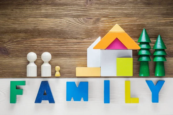 Conceito Família Feliz Construção Ecológica Com Árvores Verdes Casa Família — Fotografia de Stock