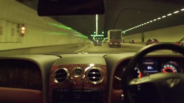 Widok tunelu z samochodu — Wideo stockowe