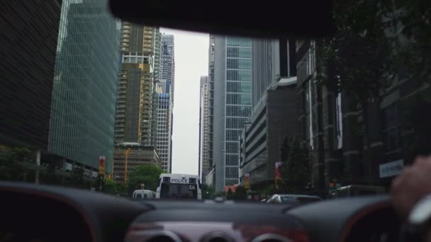 View Singapore from front window car — стоковое видео