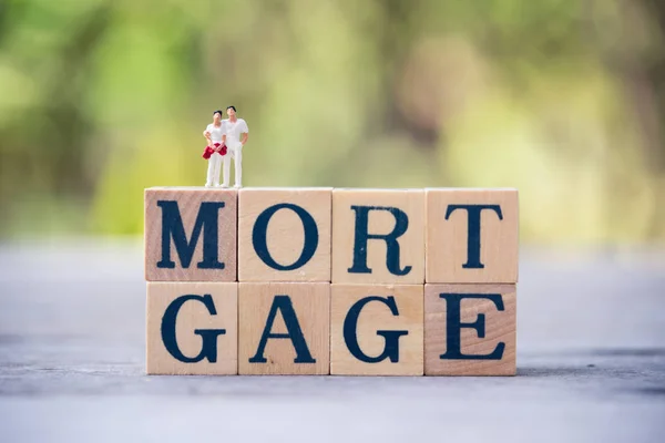 Minyatür insanlar, kelime blok çift 