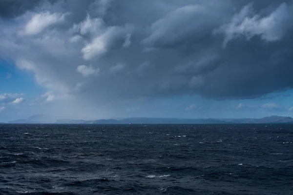 Akdeniz güzel kez bakıldı