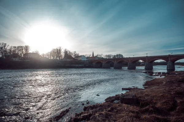 güzel eski Letonca şehir Kuldiga
