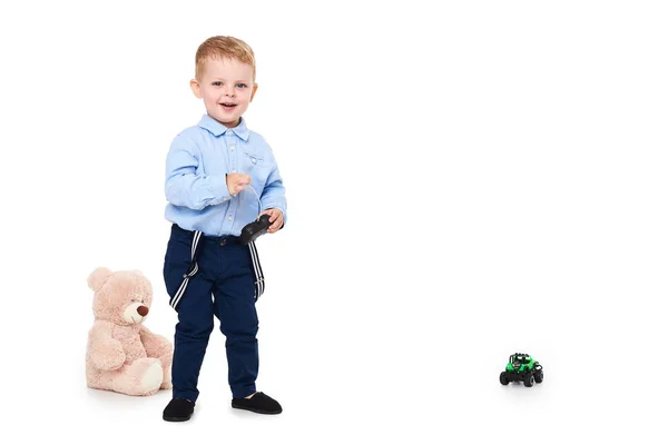 Roztomilý Chlapeček Modré Košili Koncept Propagační Zboží Nápisy Kresby Oblečení — Stock fotografie