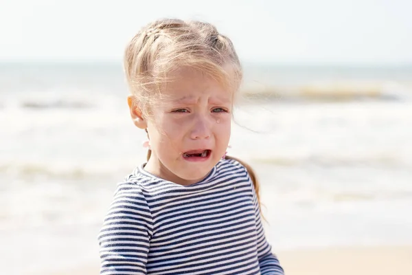 Portrait Sad Little Child Girl Crying Summer Beach Background Child — Stock Photo, Image