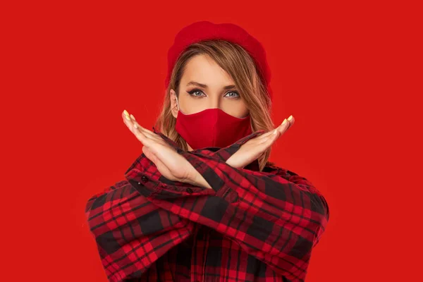 Detener Covid Mujer Moda Máscara Protectora Cara Durante Cuarentena Modelo — Foto de Stock
