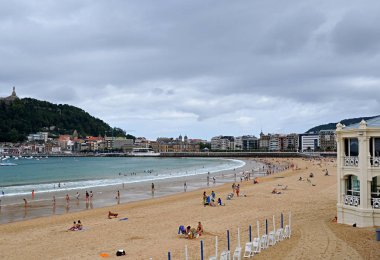 La Concha beach, San Sebastian, İspanya, yalnızca içerik kullanımı,