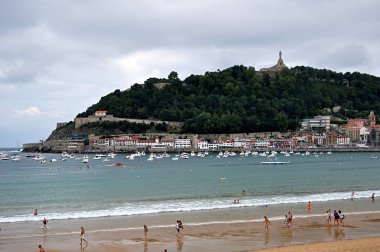 La Concha beach, San Sebastian, İspanya, yalnızca içerik kullanımı,
