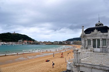 La Concha beach, San Sebastian, İspanya, yalnızca içerik kullanımı,