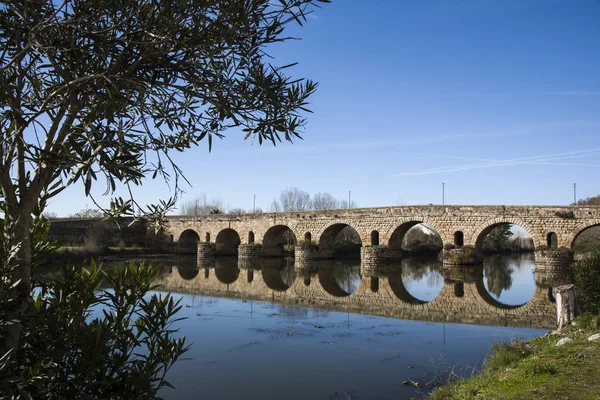 Vista Ponte Romana Sobre Guadiana Mérida Espanha — Fotografia de Stock