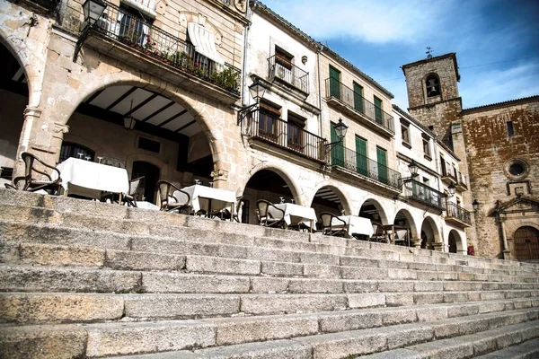 Arcadas Escadas Mesas Restaurante Cidade Velha Trujillo Espanha — Fotografia de Stock