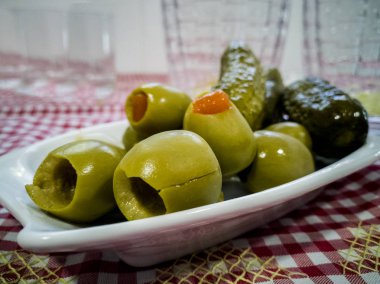 zeytin ve sebze küçük tepsi