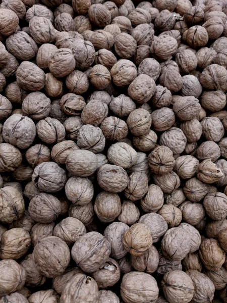 Walnuts Scattered Nuts Market — Stock Photo, Image