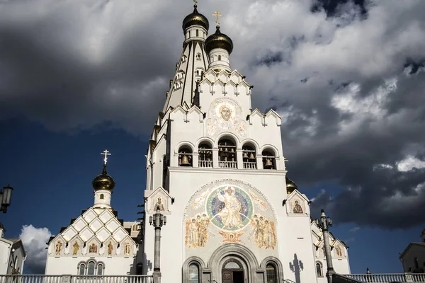 Tüm Azizler Yeni Katedrali, Minsk, Beyaz Rusya, Ağustos, 17, 2019