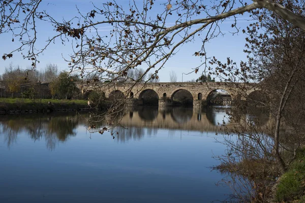 Vista Ponte Romana Sobre Guadiana Mérida Espanha — Fotografia de Stock