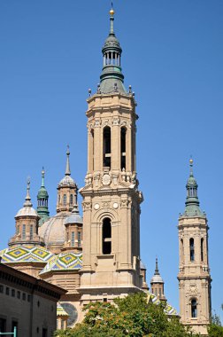 Kilise kuleleri El Pilar , Zaragoza, İspanya