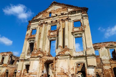 Lev Sapieha Ruzhany Sarayı, Harabeler. Ağustos 2019, Brest region, Beyaz Rusya