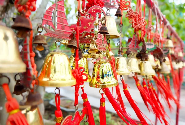 Linhas Sinos Vento Vermelho Sino Prosperidade Budista Dourado Templo Chinês — Fotografia de Stock