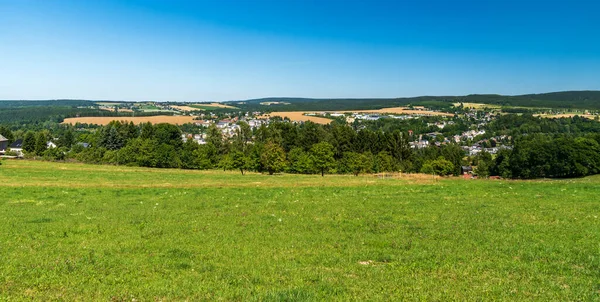Markneukirchen Town Beautiful Hilly Surrounding Meadow Bismarcksaule View Tower Germany — Stock Photo, Image