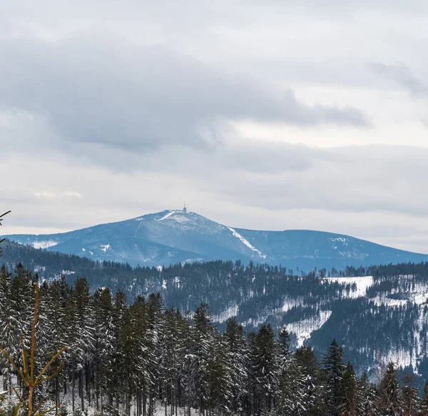 View Lysa Hora Hiking Trail Bellow Velky Polom Hill Winter — стоковое фото