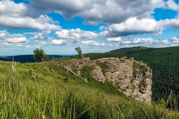 Skala Skalní Útvar Kopci Sokol Jeseníkách Nad Vidly České Republice — Stock fotografie