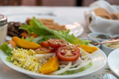 Masada sebze salatası, Filipinler