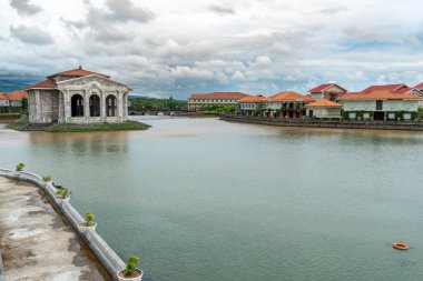 Bataan, Filipinler - Haziran 30,2018: Las casas yararlı güzel manzaraya