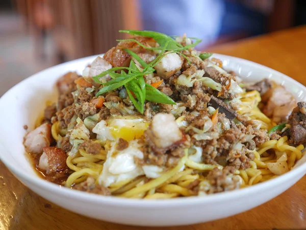 Fideos Tradicionales Tuguegarao Pancit Batil Patong Filipinas — Foto de Stock