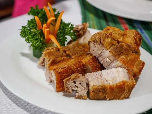 Geleneksel Filipin Yemekleri - Lechon Kawali
