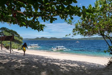 güzel beyaz beach adlı siyah Adası, Coron, Palawan, Filipinler