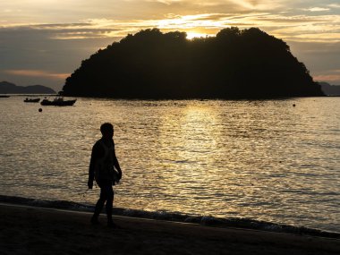El nido Palawan, Filipinler Maremegmeg plaj güzel gün batımı